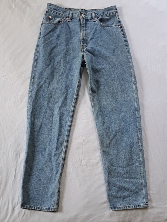Levi's Other - ​VTG Levi’s 550 Relaxed Fit Tapered Leg Jeans Light Stonewash 33x34 (Fits 32x32)